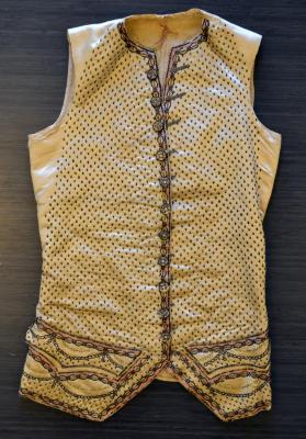 Waistcoat (garment)