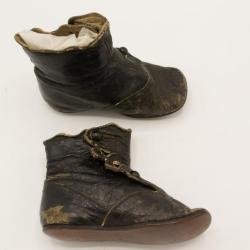 boots (footwear)